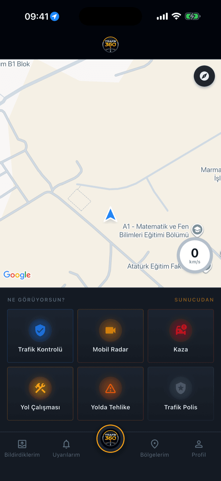 Sürüş haritası: Google haritası üzerinde konum oku, hız göstergesi ve ihbar düğmeleri